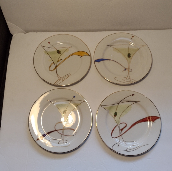 Pier 1 Martini appetizer or salad plates set of 4 - Picture 2 of 7